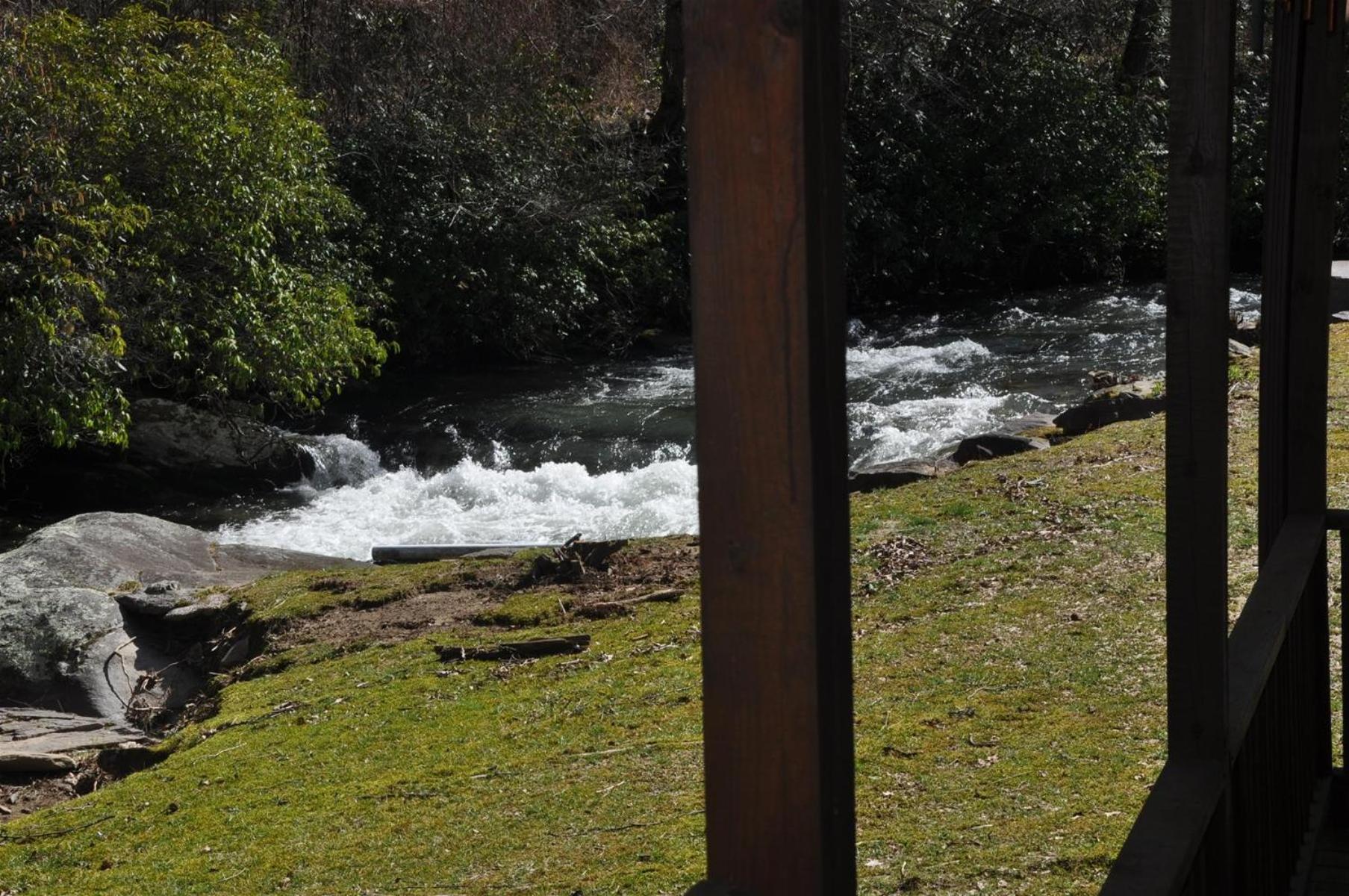 Waterfall Hideaway مدينة كليرمونت المظهر الخارجي الصورة