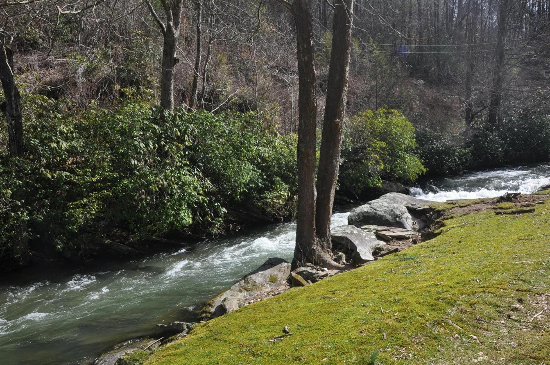 Waterfall Hideaway مدينة كليرمونت المظهر الخارجي الصورة