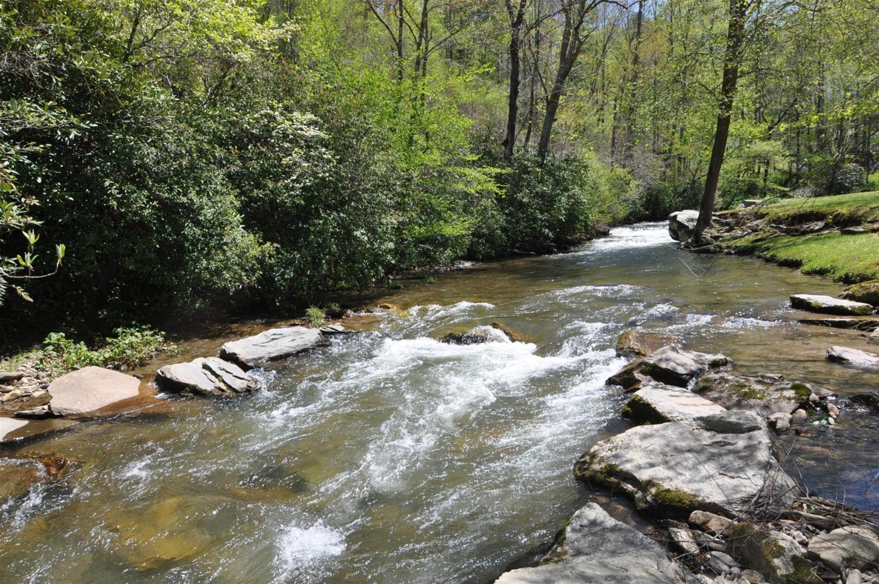 Waterfall Hideaway مدينة كليرمونت المظهر الخارجي الصورة