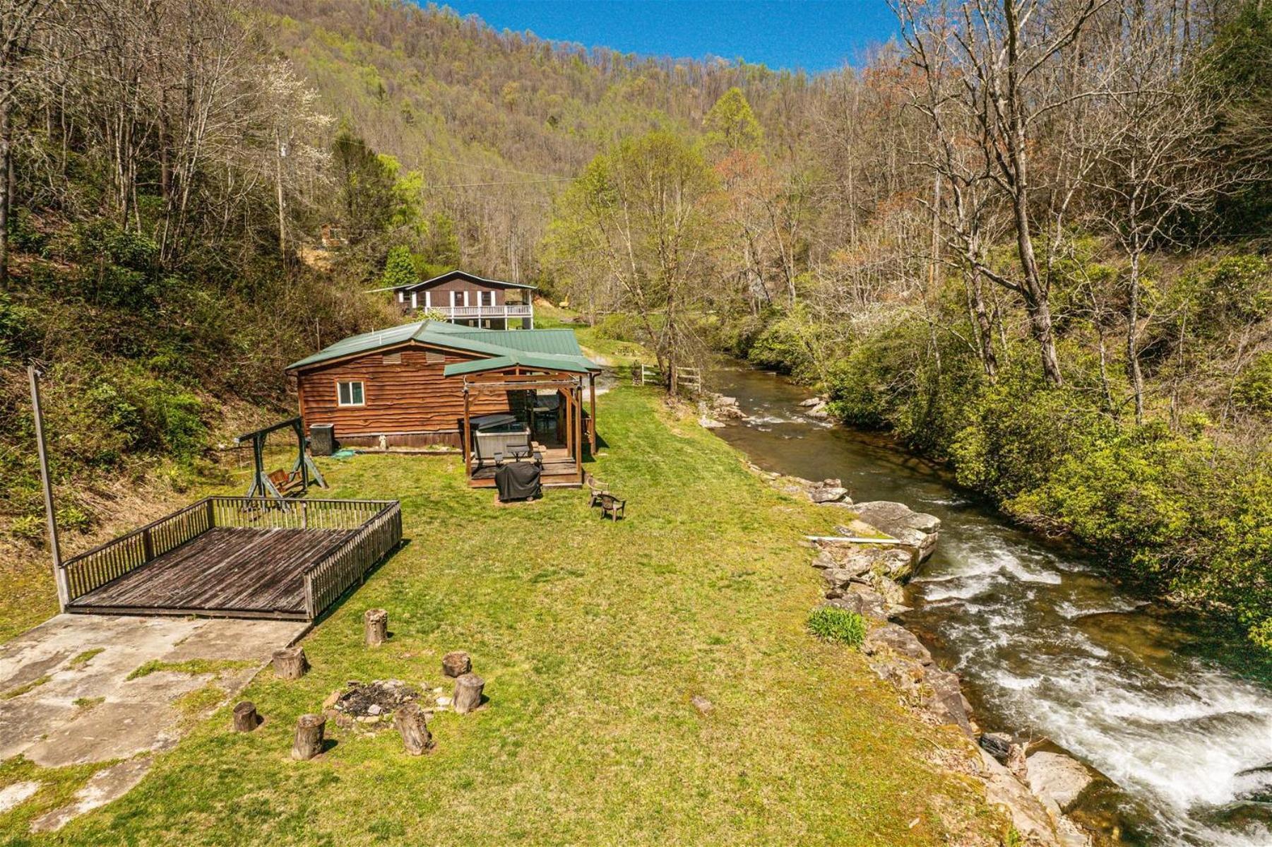 Waterfall Hideaway مدينة كليرمونت المظهر الخارجي الصورة