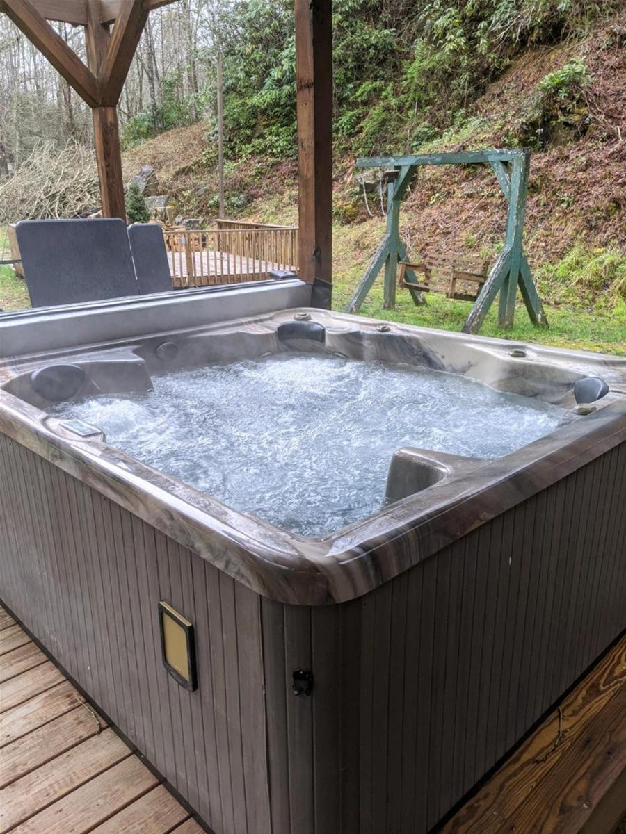 Waterfall Hideaway مدينة كليرمونت المظهر الخارجي الصورة