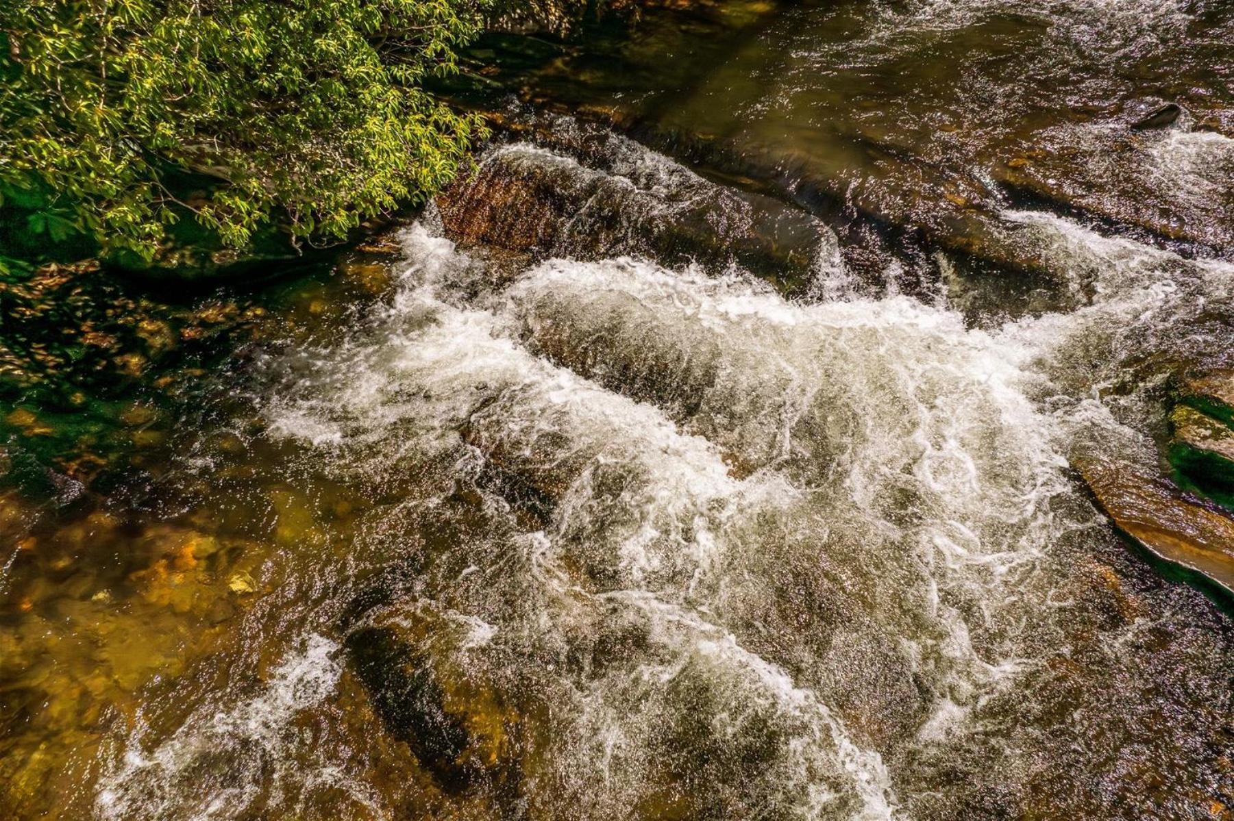 Waterfall Hideaway مدينة كليرمونت المظهر الخارجي الصورة